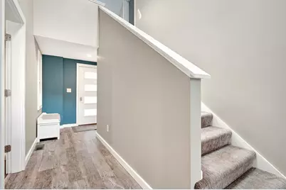 31 Water St, Saugus, MA 01906 - Photo 6