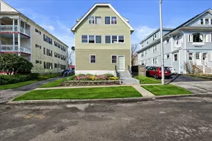 33 Woodford St, Worcester, MA 01604 - Photo 2