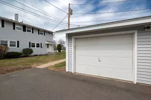 60 Honeysuckle Dr, Chicopee, MA 01022 - Photo 2