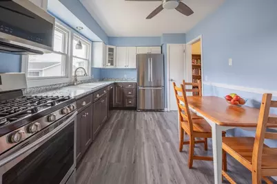 60 Honeysuckle Dr #60, Chicopee, MA 01022 - Photo 4