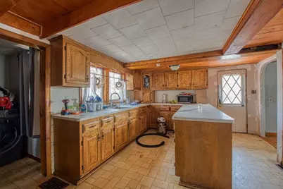 22 Ocean Ave, Hanson, MA 02341 - Photo 8