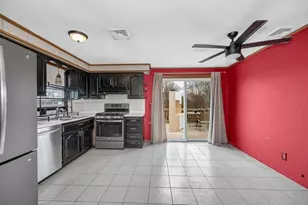 14 New Caster Dr, Lowell, MA 01854 - Photo 12