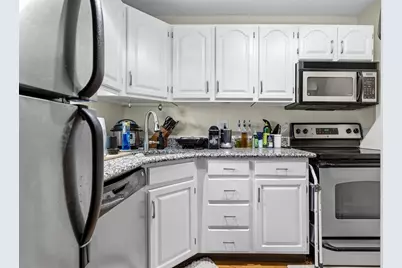 30 E Concord Street #10, Boston, MA 02118 - Photo 10