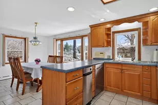 95 Grove St, Shrewsbury, MA 01545 - Photo 6