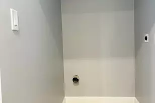 28 Melbourne St, Boston, MA 02124 - Photo 14