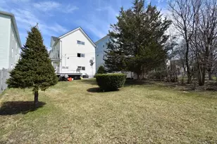16 Ames St, Worcester, MA 01610 - Photo 28