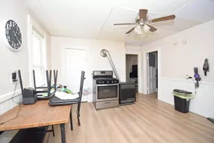 16 Ames St, Worcester, MA 01610 - Photo 10