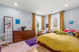 89 Newfield St, Boston, MA 02132 - Photo 14