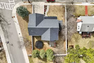 89 Newfield St, Boston, MA 02132 - Photo 22