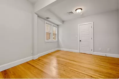 129 Sutherland #House, Boston, MA 02135 - Photo 12