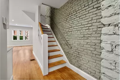 129 Sutherland #House, Boston, MA 02135 - Photo 6