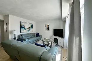 1302 Lewis O Gray Dr, Saugus, MA 01906 - Photo 4