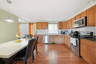 5 Swan Ave, Worcester, MA 01602 - Photo 6