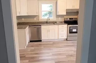 529 Warren, Fall River, MA 02721 - Photo 20