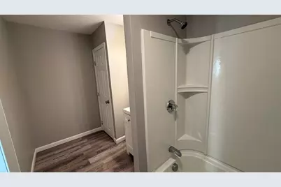 529 Warren, Fall River, MA 02721 - Photo 12