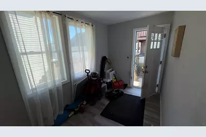 529 Warren, Fall River, MA 02721 - Photo 38