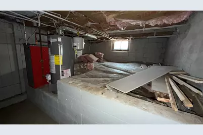 529 Warren, Fall River, MA 02721 - Photo 36