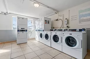 27 Willis St, Framingham, MA 01702 - Photo 10