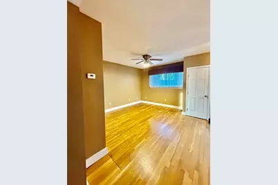 153 G, Boston, MA 02127 - Photo 4