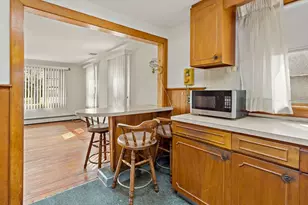 404 Sandwich Rd, Falmouth, MA 02536 - Photo 6