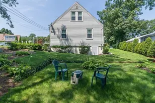 36 Bonad Rd, Boston, MA 02132 - Photo 4