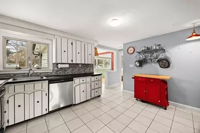 27 Suffolk Rd, Sharon, MA 02067 - Photo 16