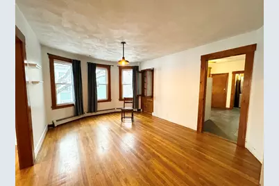 28 Willow St #2, Cambridge, MA 02141 - Photo 4