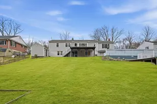 105 Mountain View St, South Hadley, MA 01075 - Photo 4