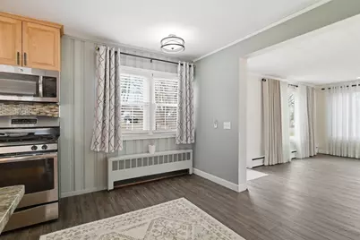 105 Mountain View St, South Hadley, MA 01075 - Photo 24