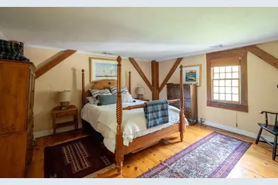 233 Washington St, Hanover, MA 02339 - Photo 28