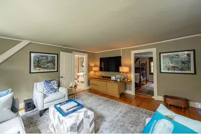 233 Washington St, Hanover, MA 02339 - Photo 18