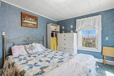 41 Grant St, Milford, MA 01757 - Photo 32