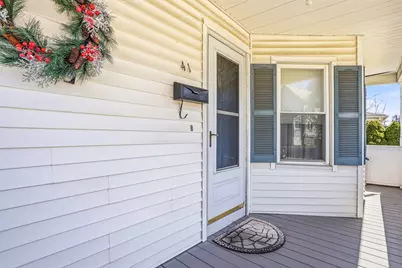 41 Grant St, Milford, MA 01757 - Photo 4