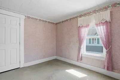 41 Grant St, Milford, MA 01757 - Photo 28