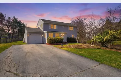235 Vineland Ave, East Longmeadow, MA 01028 - Photo 2