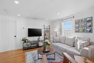 11 Columbia Rd, Wakefield, MA 01880 - Photo 10