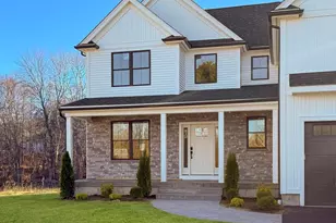 29 Thornton St, Mendon, MA 01756 - Photo 1