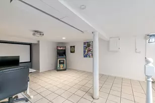 325 E Haverhill St, Lawrence, MA 01841 - Photo 22