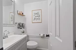 320 Newbury St, Danvers, MA 01923 - Photo 12