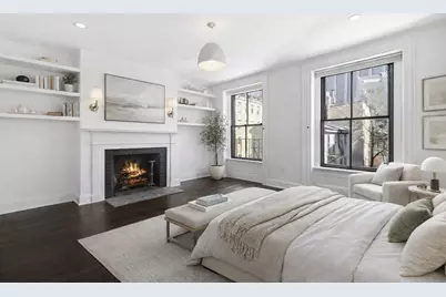 22 Joy St, Boston, MA 02114 - Photo 32