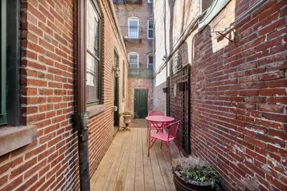 22 Joy St, Boston, MA 02114 - Photo 38