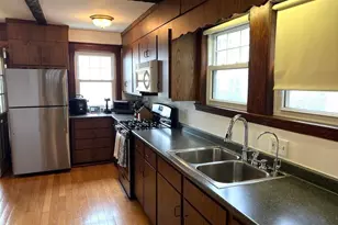 5 Glenmont Rd, Boston, MA 02135 - Photo 4