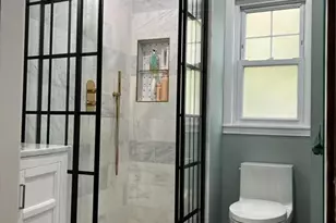 5 Glenmont Rd, Boston, MA 02135 - Photo 30