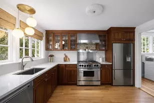 5 Hammond St, Newton, MA 02467 - Photo 4