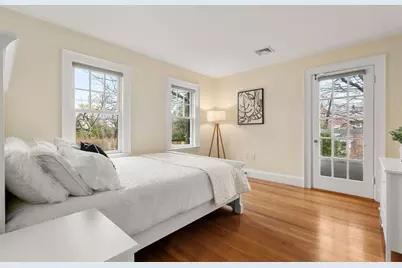 5 Hammond St, Newton, MA 02467 - Photo 22