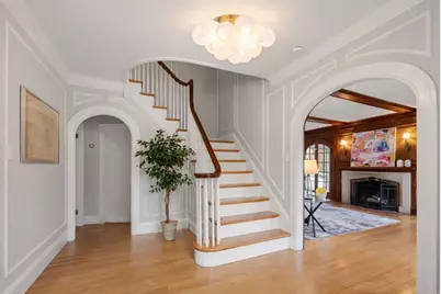 5 Hammond St, Newton, MA 02467 - Photo 2