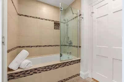 5 Hammond St, Newton, MA 02467 - Photo 24