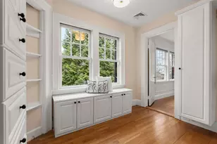 5 Hammond St, Newton, MA 02467 - Photo 18