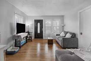 74 Kensington St, Agawam, MA 01030 - Photo 6