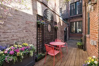 22 Joy St #22, Boston, MA 02114 - Photo 8